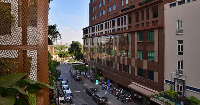 Bên ngoài New Boutique Hotel