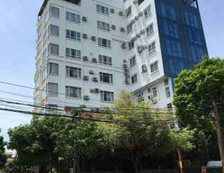 Bên ngoài 2 Van Hoa Hotel 