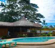 Swimming Pool 3 Isla Divina Inn