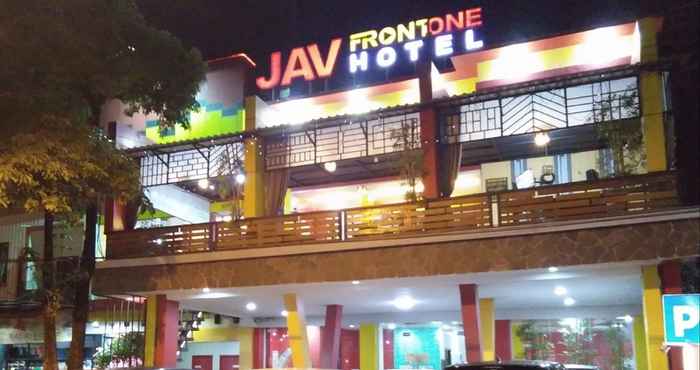 Exterior Front One Hotel Lahat