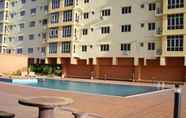 Swimming Pool 3 Shas Guest House (Pelangi Mall Condominium)