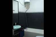 Toilet Kamar Bayu Hotel (Baling) Sdn Bhd