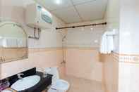 Toilet Kamar Phuc Dat Hotel Vung Tau