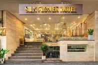 Exterior Silk Flower Hotel