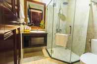 Phòng tắm bên trong Ocean View Hotel Da Nang