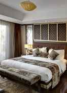 BEDROOM Golden Lotus Luxury Hotel