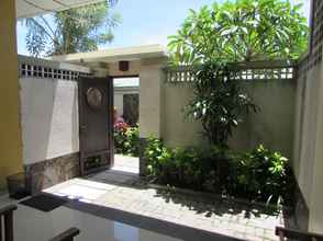 Exterior 4 The Nadrams Denpasar