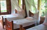 Bilik Tidur 6 Art's River View Lodge