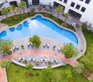 Hồ bơi 2 Silk Path Grand Hue Hotel