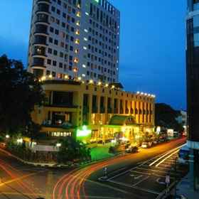 Exterior / Building 1 GoodHope Hotel Skudai Johor Bahru, McDonald's UTM Skudai DT Hotels