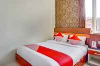 Bilik Tidur OYO 3157 Grand City Inn