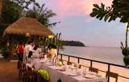 ร้านอาหาร 6 Phi Phi Villa Resort (SHA Extra Plus)