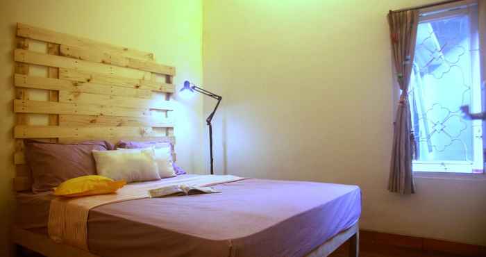 Kamar Tidur Family 3 Bedroom near Hartono Mall at Cipta Guest House