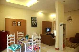 Lobi 4 Family 3 Bedroom near Hartono Mall at Cipta Guest House