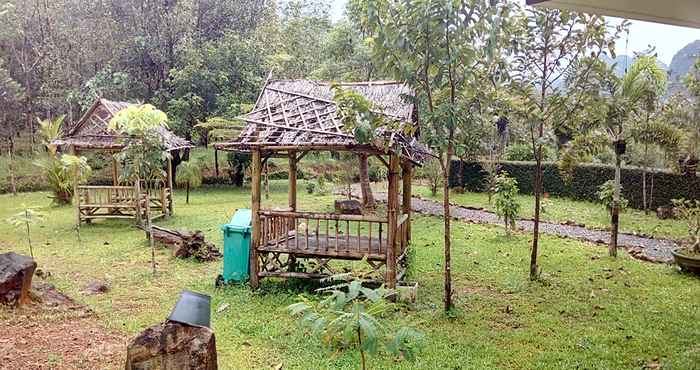 Common Space Khao Sok Hill Top Resort