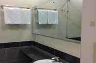 Toilet Kamar Sky Luck Hotel