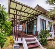 Exterior 2 Phi Phi Andaman Beach Resort 