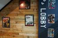 Lobi The Sleepless Boutique Hostel