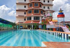 Swimming Pool 5 Doungta Anda Hotel