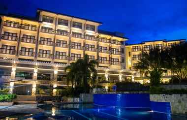 Bangunan 2 Bravo Hotel