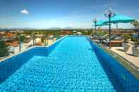 Kolam Renang Uptown Hoi An Hotel