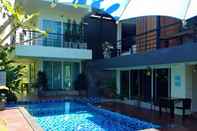 Swimming Pool Praram's House