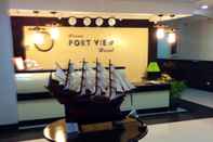 Lobi Crown Port View Hotel