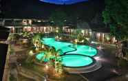 สระว่ายน้ำ 5 Coron Soleil Garden Resort