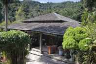 Lobby Fig Tree Hills Resort