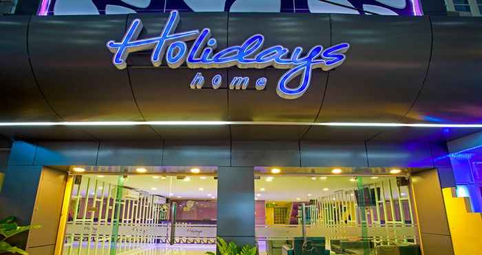 Luar Bangunan Holidays Home