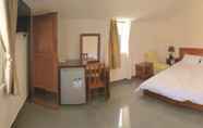 Kamar Tidur 2 Tuyet Son Hotel