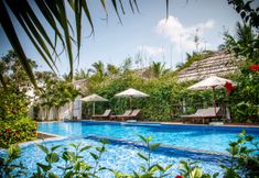 Swimming Pool 2 La Casa Resort