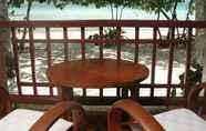 Phòng ngủ 3 Baan Mai Beachfront Lone Island Phuket