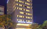 Bên ngoài 3 White Snow Hotel