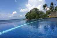 Kolam Renang Blue Wave Inn