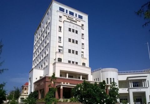Exterior Long Beach Hotel