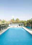 SWIMMING_POOL Royal Thai Residence