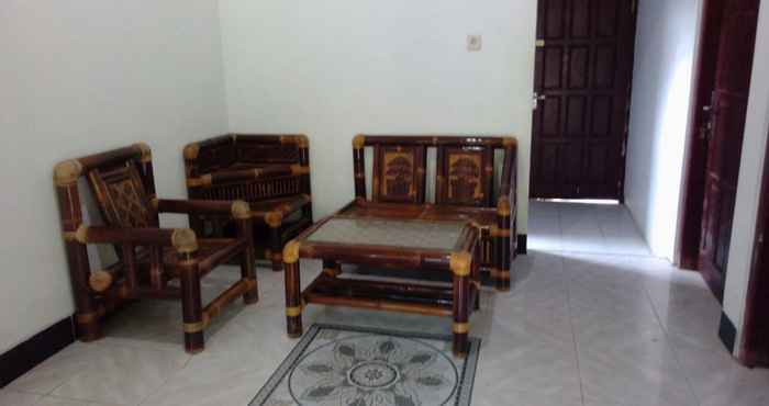 ภายนอกอาคาร 2 Bedroom Cottage A in Pantai Kukup at Winahyu Resort