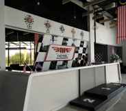 ล็อบบี้ 5 Hype Motorsport Hotel Nilai