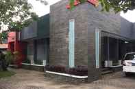 Exterior Smart and Clean Room at Jalan Kartini Padang (NS1)