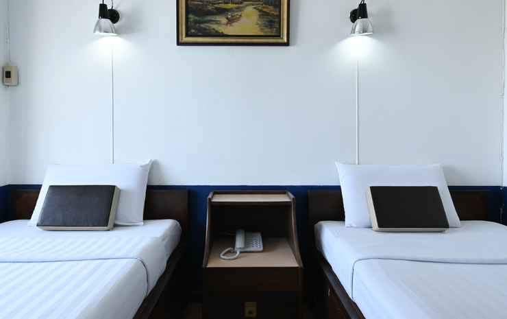 The Krungkasem Srikrung Hotel Bangkok - Twin Deluxe Room With Bathtub - Breakfast 