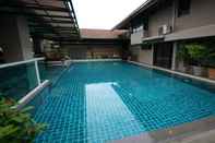 Swimming Pool Baan Tanwa - MRT Ratchadaphisek