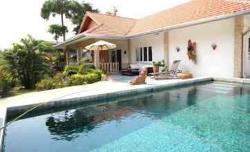 Kolam Renang 4 Baan Chomdong Pool Villa