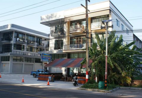 Exterior Beach Apartment Hat Mae Ramphueng