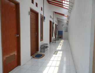 Lobby 2 Low-cost Room at Jalan Gunung Sibaya (R14)