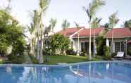 สระว่ายน้ำ 4 Kim Village Resort Mui Ne