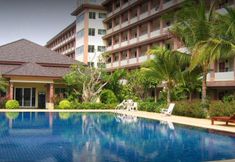 Exterior 2 Phanhin Regent 304 (R1)