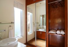 In-room Bathroom 5 The Umah Pandawa Homestay and Villas