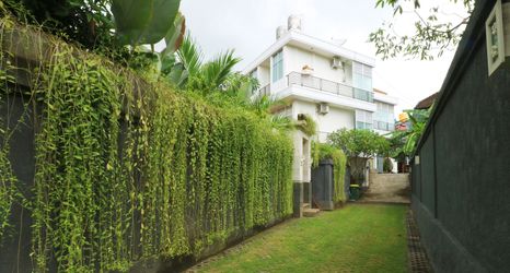 Exterior 2 The Umah Pandawa Homestay and Villas