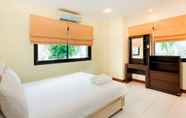 Kamar Tidur 6 Discovery Garden Villa Unit 8 